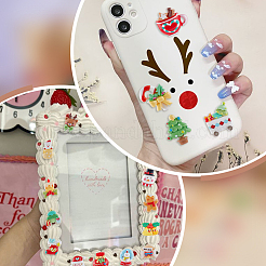 64 Stück 16 Stile Weihnachtsbaum/Schneemann/Tasche/Socken/Weihnachtsmann/Hirsch/Zuckerstange/Kamin undurchsichtige Harz Decoden Cabochons RESI-SC0005-74