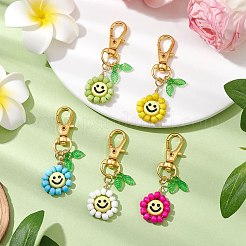 Seme di vetro di fiori con volto sorridente e decorazioni pendenti in acrilico&nbsp;HJEW-JM02530