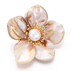 Broches de flores de conchas y perlas naturales para mujer., con rama de latón, real 14k chapado en oro, 43.5~47.5x43.5~50x17~20mm