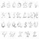 Unicraftale 208pcs 304 breloques alphabet en acier inoxydable motif de lettre pendentif en métal pendentif lettre az 1mm petit trou breloques pour colliers porte-clés fabrication de bijoux (8 pièces pour chaque lettre) STAS-UN0003-70P-1