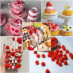 60 décoration de présentation en PVC en forme de fraise&nbsp;DJEW-SC0001-32