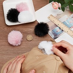 6 spilla a forma di pallina con pompon in peluche di poliestere bicolore&nbsp;JEWB-NB0001-24A