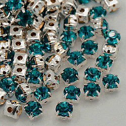 Cose en el rhinestone, califica un diamante de imitación de vidrio, con ajustes de puntas de latón, accesorios de prendas de vestir, Color plateado color metal plateado, circón azul, 3.8~4x3.8~4mm, agujero: 1 mm (el agujero en la parte inferior es al azar.), aproximamente 1440 unidades / bolsa