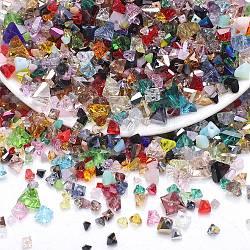 Perles de verre opaques et transparentes, pépites facettes, couleur mixte, 2~5x2.5~8x3~5mm, Trou: 1~1.4mm, environ 10 g /sachet 