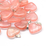 Coeur quartz cerise pendentifs en verre, avec les accessoires en laiton de tonalité de platine, 20~22x20~21x5~8mm, Trou: 2x7mm