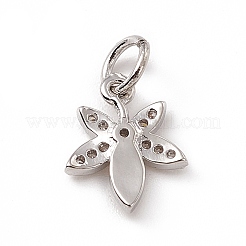 Blatt-Anhänger mit Mikropavé aus Messing mit klaren Zirkonia-Blättern&nbsp;ZIRC-F132-42P