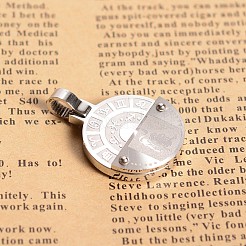 Pendentifs ronds plats en acier inoxydable 304 résistants au ternissement&nbsp;STAS-E093-30P
