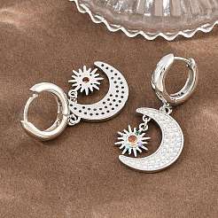 Boucles d'oreilles créoles pendantes en laiton serties de micro-pavés de zirconiums cubiques&nbsp;KK-CBA8324-05A-P
