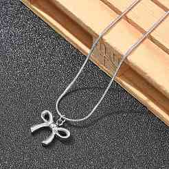Collane con catena a serpente rotonda con ciondolo a fiocco in acciaio inossidabile 304 anti-appannamento per le donne&nbsp;NJEW-Z044-11P