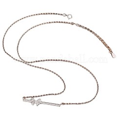 Collana da donna con ciondolo a fiocco in ottone con micro pavé di zirconi cubici trasparenti e catena in acciaio inossidabile 304.&nbsp;WG67A1C-01