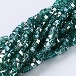 FilI di perline in vetro placcato, mezzo arcobaleno placcato, sfaccettato, cubo, verde mare, 2~2.5x2~2.5x2~2.5mm, Foro: 0.5 mm, circa 195~200pcs/filo, 16.9~17.5 pollice (43~44.5 cm)
