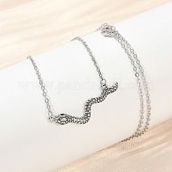 Colliers avec pendentif serpent en laiton pavé de zircones cubiques noires&nbsp;NJEW-D320-02ASP