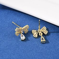 Ohrstecker aus Messing mit Mikropavé und klaren Zirkonia-Schleifen&nbsp;EJEW-F400-14G