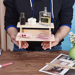 2-stufiger Displayständer für montierte Spielzeugmodelle aus Holz&nbsp;ODIS-WH0025-206A