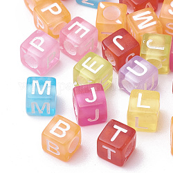 Perles en acrylique transparente, trou horizontal, cube avec la lettre initiale, couleur mixte, 6x6x6mm, Trou: 3mm, environ 3000 pcs/500 g