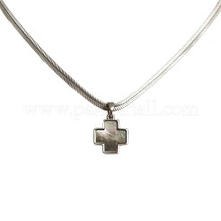 Colgante de cruz religiosa de latón con concha de labio negro natural&nbsp;WGD3FF7-01