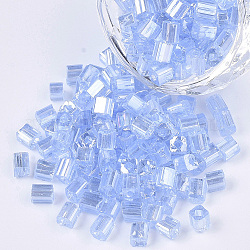 6/0 perles de rocaille en verre, lustre de couleurs transparentes, trou carré, cube, bleuet, 6/0, 3~5x3~4x3~4mm, Trou: 1.2~1.4mm, environ 4500 pcs / sachet 