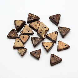 Breloques triangle de noix de coco, brun coco, 9~13x10~11x4~5mm, Trou: 1mm, environ 1764 pcs/500 g