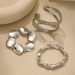 Set aus elastischen Armbändern und Armreifen mit Kunststoffperlen von Iron & CCB für Damen&nbsp;FS-WGEA17F-01