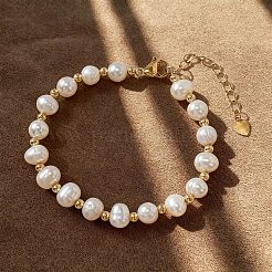 Bracelets élégants en perles d'eau douce naturelles et perles de laiton pour femmes&nbsp;EN4357-1
