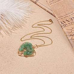 Collar con colgante de corazón de chips de aventurina verde natural con árbol de la vida&nbsp;NJEW-JN03906-02