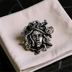 Colgante de aleación de Medusa gótica&nbsp;FS-WGFDD49-01