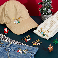 5 Stück Eisenbroschen mit Weihnachtsmotiv.&nbsp;JEWB-PH01270