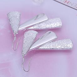 Orecchini pendenti triangolari in ottone testurizzato placcato color argento&nbsp;EJEW-BB11934