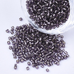 Perlas de cilindro de vidrio, abalorios de la semilla, plata forrada, agujero redondo, marrón rosado, 1.5~2x1~2mm, agujero: 0.8 mm, aproximamente 8000 unidades / bolsa, aproximamente 85~95 g / bolsa