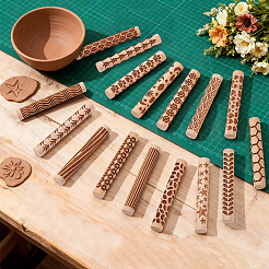 16 Stück 16 Arten von Nudelholz aus Holz&nbsp;BAKE-UN0001-01