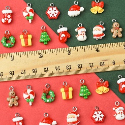 24 pièces 12 styles pendentifs en résine opaque sur le thème de noël&nbsp;RESI-FS0001-86A