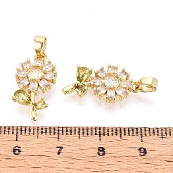 Pendentifs avec zircon cubiques à micro-pavés en laiton&nbsp;KK-T071-135G-01