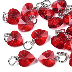 Facettierte Anhänger aus transparentem Glas, mit eisernem Biegering, Herz, rot, 13~14x10x5~6 mm, Bohrung: 4 mm