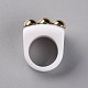 不透明なアクリル指輪  半円形のccbプラスチック付き  ホワイト  usサイズ8 3/4(18.7mm) RJEW-T010-11-3
