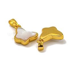 Gestell Beschichtung Messing pflastern natürliche weiße Muschel Schmetterling Charms&nbsp;KK-U025-01G-01