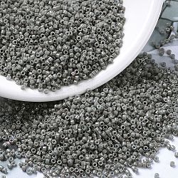 Miyuki Delica Perlen, Zylinderförmig, japanische Saatperlen, 11/0, (db0652) opak grau eingefärbt, 1.3x1.6 mm, Bohrung: 0.8 mm, ca. 20000 Stk. / Beutel, 100 g / Beutel