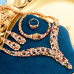 Collane a catena con micro pavé di zirconi cubici colorati in ottone a goccia e orecchini a bottone e set di anelli e bracciali&nbsp;FS-WG33E8F-01