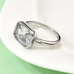 Anelli da donna in acciaio inossidabile 304 con pavé di zirconi cubici singoli.&nbsp;RJEW-K316-05P