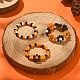 Set di anelli elasticizzati con fiori in rilievo di semi di vetro da 3 pz 3 per Halloween RJEW-TA00073-2