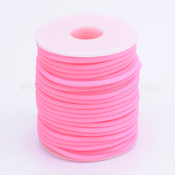 Tubo hueco pvc tubular cordón de caucho sintético, envuelta alrededor de la bobina de plástico blanco, color de rosa caliente, 3mm, agujero: 1.5 mm, alrededor de 27.34 yarda (25 m) / rollo