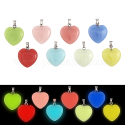 CHGCRAFT 16Pcs 8Colors Glow in the Dark Pendant Synthetic Luminous Stone Pendants Heart Charms with Platinum Tone Alloy Findings for DIY Necklace, Mixed Color