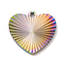 Placage ionique (ip) 304 pendentifs en acier inoxydable, breloque coeur, couleur arc en ciel, 17x18x2mm, Trou: 1.6mm