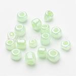 Cuentas de diy artesanales 6/0 semilla redonda de cristal de ceilán, verde pálido, tamaño: aproximamente 4 mm de diámetro, agujero: 1.5 mm, aproximamente 495 unidades / 50 g