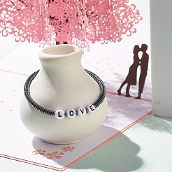 Bracciale elasticizzato in ematite sintetica heishi con perline e scritta love&nbsp;BJEW-JB07570