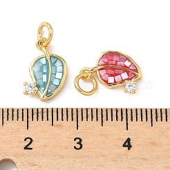 Micro pavè di zirconi cubici e pendenti conchiglia in ottone placcato a cremagliera&nbsp;KK-I357-08G
