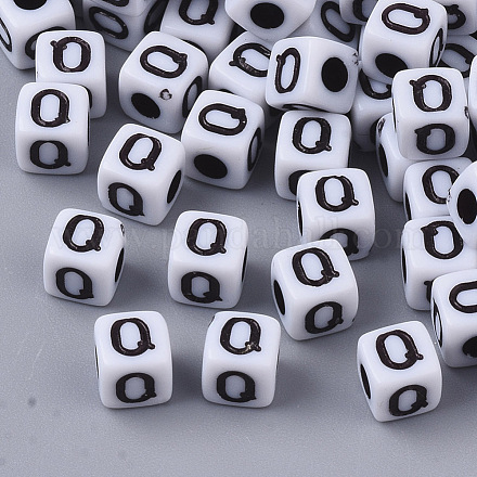白い不透明なアクリルビーズ  水平穴  黒いアルファベットのキューブ  文字.q  4~5x4~5x4~5mm  穴：1.8mm  約255~260個/20g X-MACR-R869-02Q-1