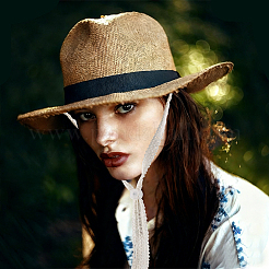 2 cappello in pizzo di poliestere bicolore con cordino flessibile e rimovibile per il mento&nbsp;FIND-CP0003-60