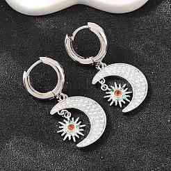 Boucles d'oreilles créoles pendantes en laiton serties de micro-pavés de zirconiums cubiques&nbsp;KK-CBA8324-05A-P