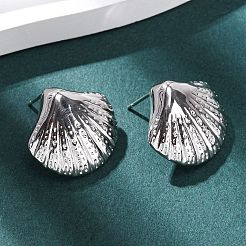 Boucles d'oreilles à tige en laiton en forme de coquillage&nbsp;EJEW-H165-02B-P