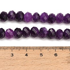 Rangs de perles de jade blanc naturel teintées et facettées&nbsp;GG-CBAE966-01A-L